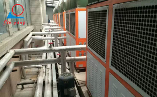 低温冷水机配套冷藏保温箱解决疫苗冷藏方案应用案例