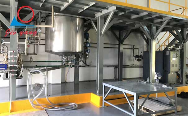 实验室反应釜怎么配套合适的冷热模温机呢？