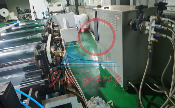 模温机在锂电池涂布工艺中的作用和优势.jpg 模温机在锂电池涂布工艺中的作用和优势.jpg